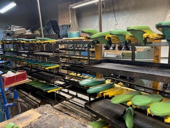 ARTESANOS（アルテサノス）の工場